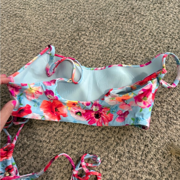 Victoria's Secret Pink and Blue Bikini - Picture 7 of 8